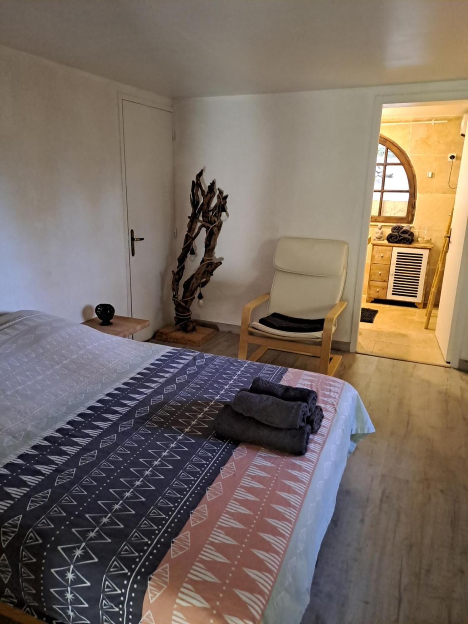 Bas De Villa Au Chant Des Cigales Lorgues Esterno foto